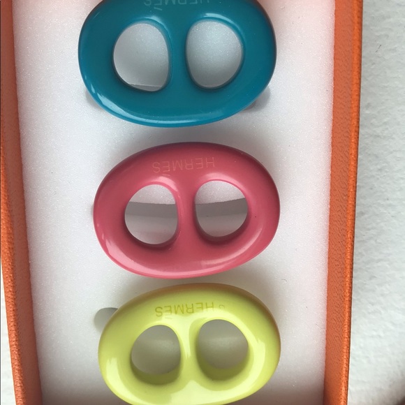 Hermès Plisse Pleated Scarf + Boxed Scarf Rings A+ - Picture 10 of 14